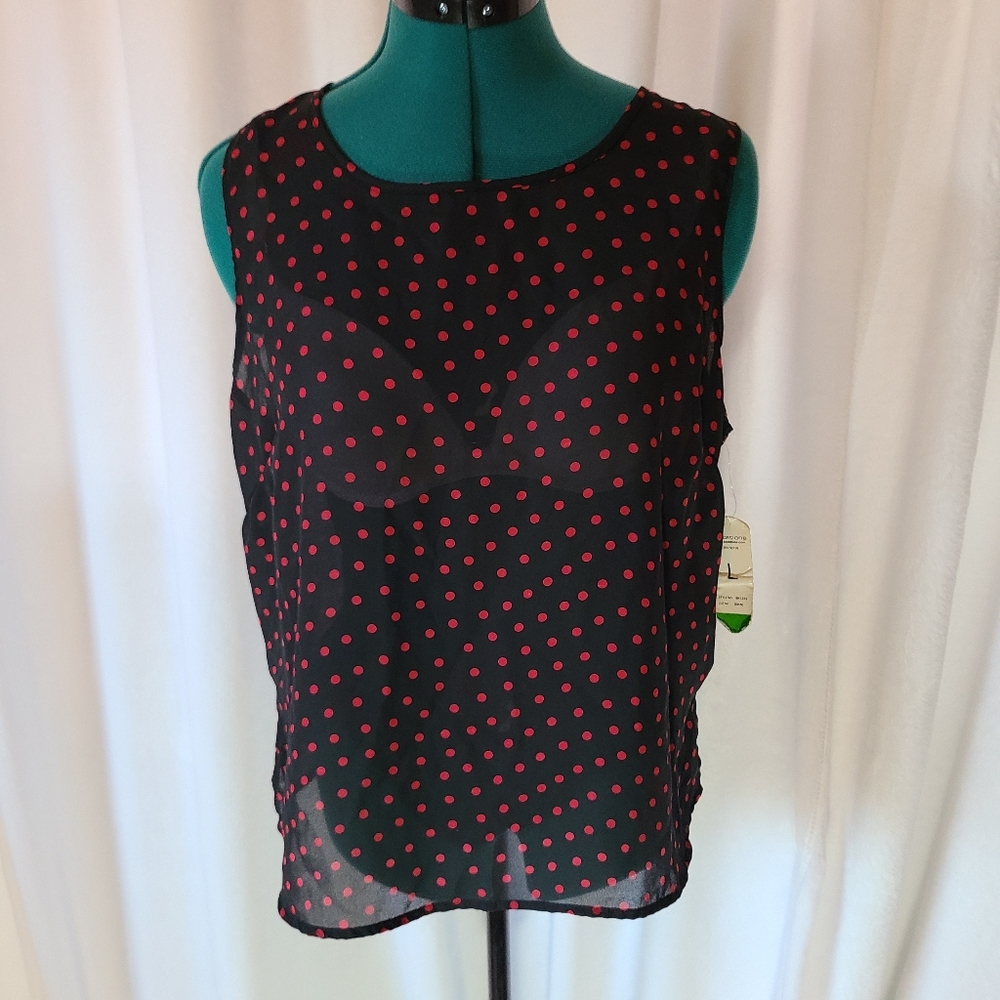 Notations sheer top